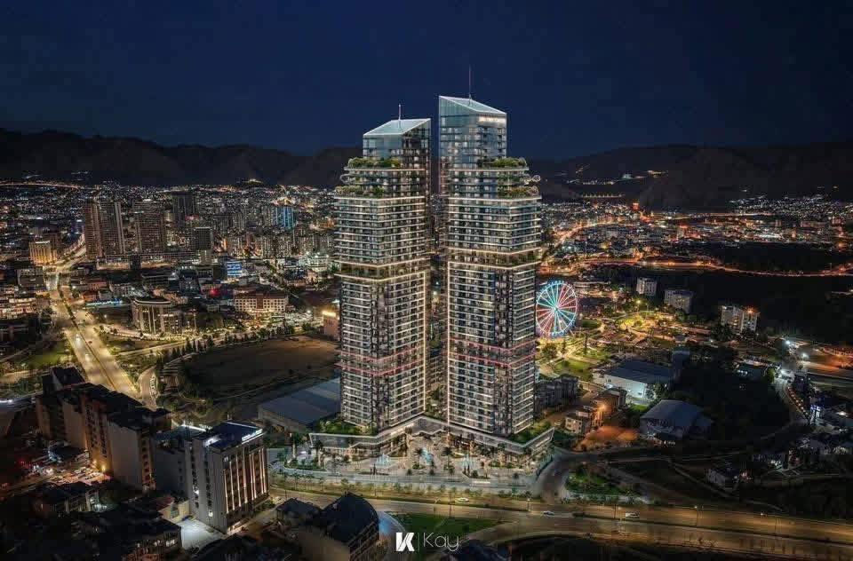 دهوك مشروع برا توين تور – أعلى برجين في كردستان والعراق. شقق للبيع نظام قساط ونقد بسعار مناسبه جدا تصل وجحز الان من كل  تاورالاول 51 طابق والثاني49 طابق بسعارمناسبه جدايقع في. دهوك يم شارع كشتير في دهوك دريم ستي في قلب مدينه دهوك 
بسعرمناسبه جدا تصل جحز الآن 
يعد Bra Twin Tower واحدًا من أضخم وأرقى المشاريع العقارية في إقليم كردستان والعراق، حيث يتميز بكونه أعلى برجين سكنيين وتجاريين في المنطقة، ويرتفعان في قلب مدينة دهوك ضمن موقع استراتيجي يربطك بكل المراكز الحيوية.
مساحه متوفر هي1+1؟1+2?1+3?1+4 
يأتي المشروع بتصميم عصري مستوحى من أحدث الطرازات الهندسية في دبي، مما يجعله أيقونة معمارية ومعلماً بارزاً في المدينة.

مميزات المشروع:
 • 🔹 أعلى برجين في كردستان والعراق مع إطلالات بانورامية مذهلة على مدينة دهوك والجبال.
 • 🔹 تصاميم فاخرة مستوردة من دبي بمعايير عالمية.
 • 🔹 يقع في وسط دهوك قرب أهم المراكز الخدمية والترفيهية.
 • 🔹 وحدات سكنية راقية بخدمات فندقية.
 • 🔹 مراكز تجارية، مطاعم، كوفيات، ونوادي رياضية داخل الأبراج.
 • 🔹 مداخل فخمة، لوبي حديث، ونظام أمني متكامل.
التواصل ***********؟ *********** وتاساب بسعار مناسبه جدا رد فقط على وتاساب كورك ‭0751 051 7266‬ تصل راقم كورك
