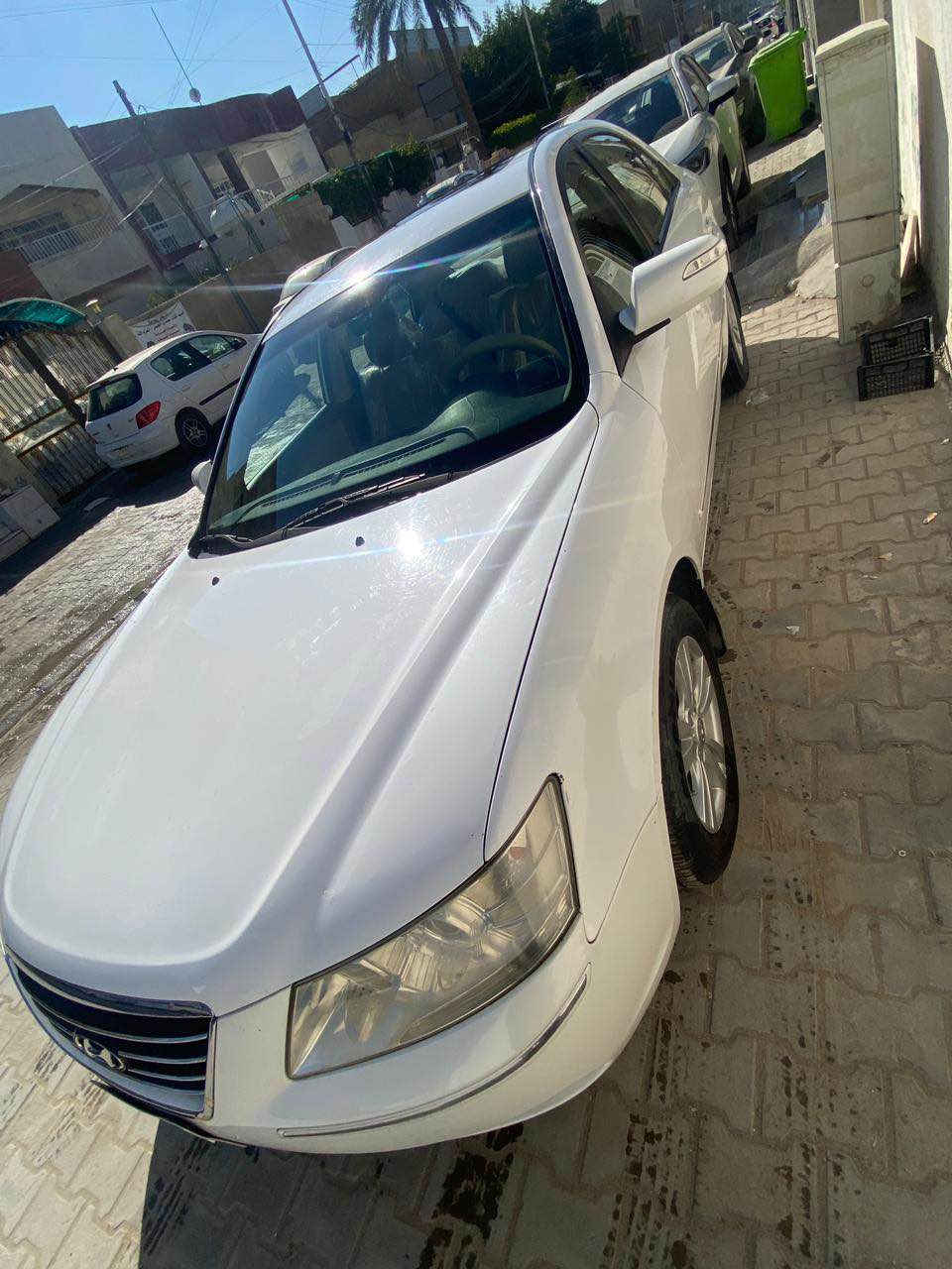 هونداي سوناتا ٢٠١١ خليجي ٤ سلندر محرك ٢٤٠٠ رقم بغداد سنويه لل٢٧ ماشيه ١٦٣ الف سياره مابيه غير بارد بسيط بالبنيد و نقاط صبغ دملوك نرش عليه بنيد وبابين من جهة عكس السايق تم تكحيلها  السياره  مثل ماوضحه بالصور .
مكان السيارة بغداد 

*********** بغداد, العراق
