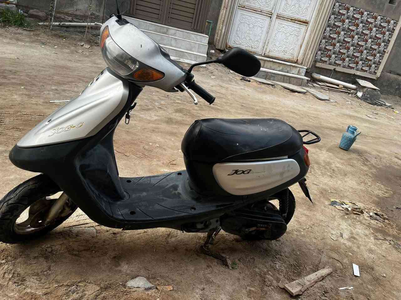 منغولي فحل خطين دراجه كلش نضيفه مكينه ناااعمه خرسه شلعه قويه سرعه  كهربائيات شغاله من الطول للطول عداد سرعه عداد بانزين اشاير هورن لايت عالي ناصي  دراجه  ناعمه ومشيها يخبل مال جناي السعر 900 مكان ناصريه***********
