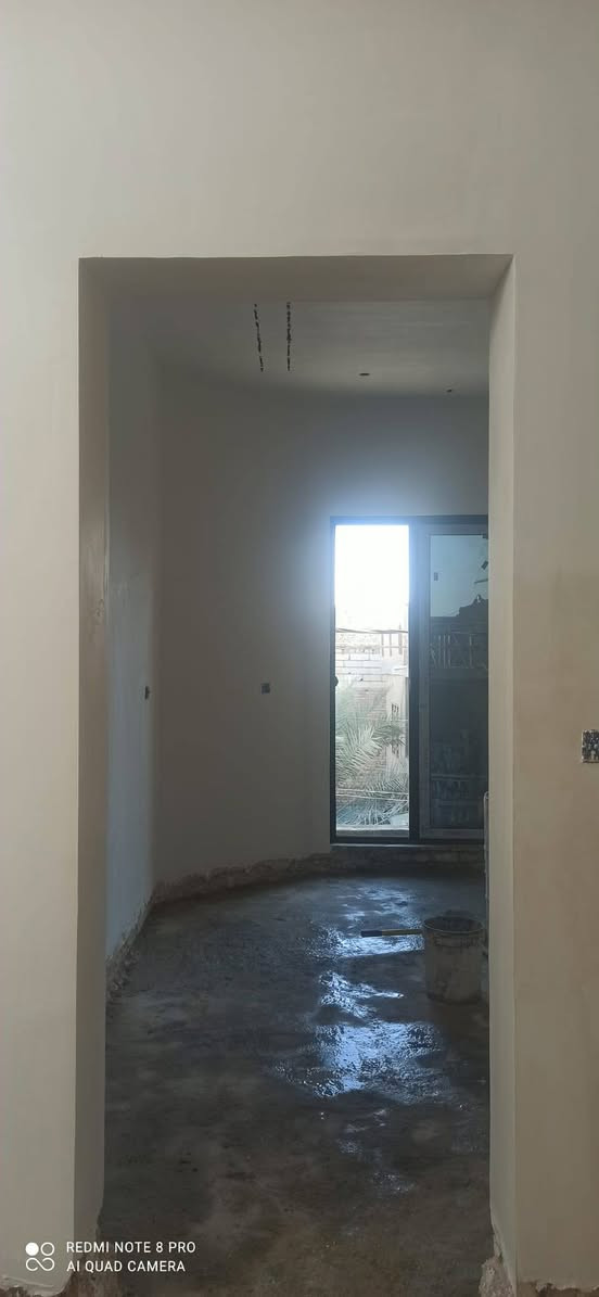 السلام عليكم خلفه لبخ ابياض وجراره وتكنيد شغل درجه اولى رقمي للتواصل واتساب واتصال ***********
