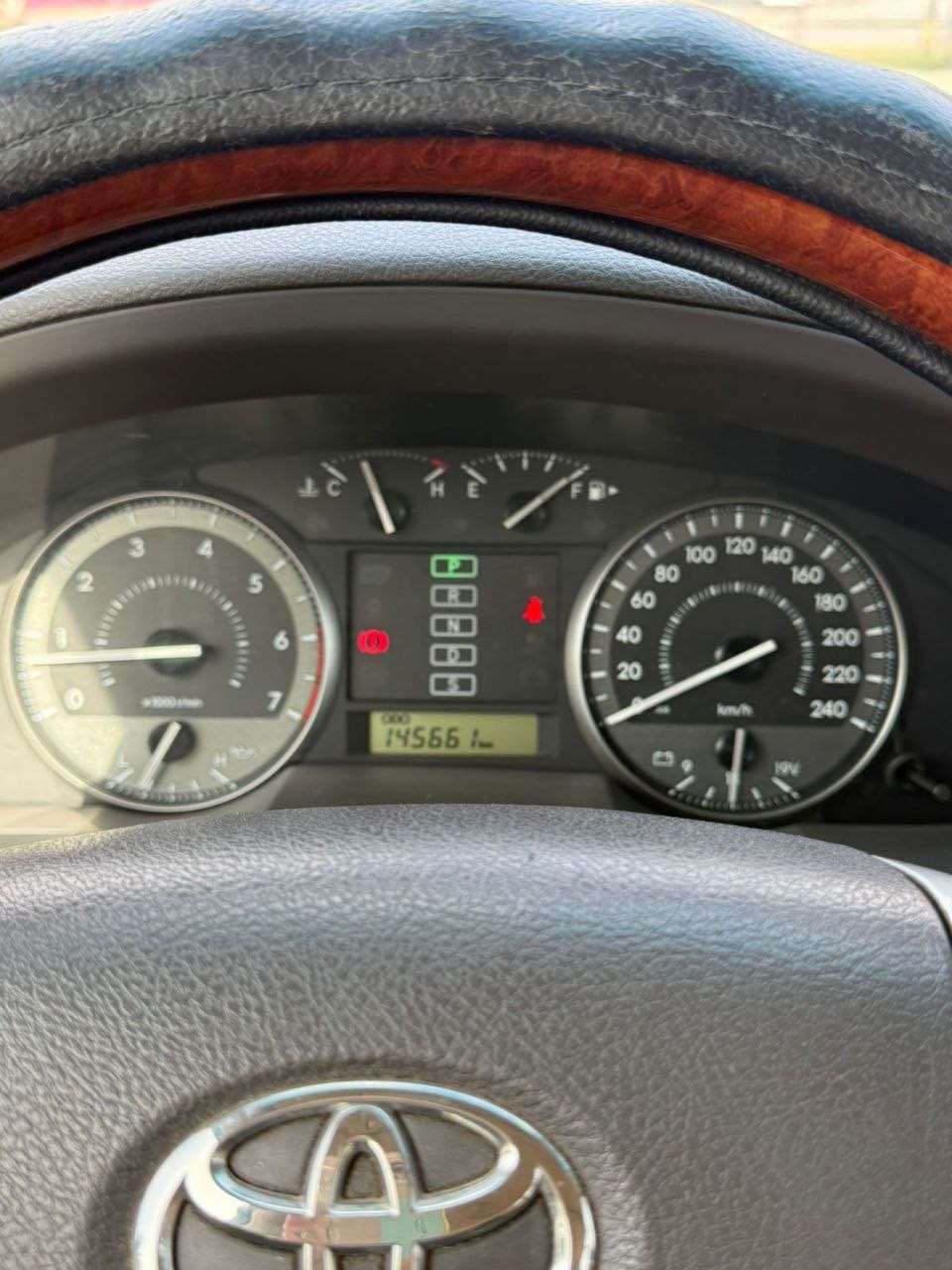 لاندكروزر 2012 فطيم v8 خليجي سعودي 

المحرك 4700 
محرك جديد غير مفتوح 
ماشيه 145 حقيقي 
ثمانيه سلندر 
حساسات 
سلايد 
كشن جلد كهربائي السايق 
بصمة 
ايرباكات 
رقم شمالي (دهوك)
تايرات جديدة 
سنوية جديدة 2030 
هزة جديدة 
بدون غرامات 
صبغ مؤشر بالبونت دائرة الحمرة فقط 
تحويل مباشر باسمنا 
السيارة عندنا من 2015 
السعر 370 و مجال دهوك, العراق


**إذا كنت صاحب هذا الإعلان وتريد حذفه لأي سبب، رجاءا أرسل رسالة إلى الدعم الفني**