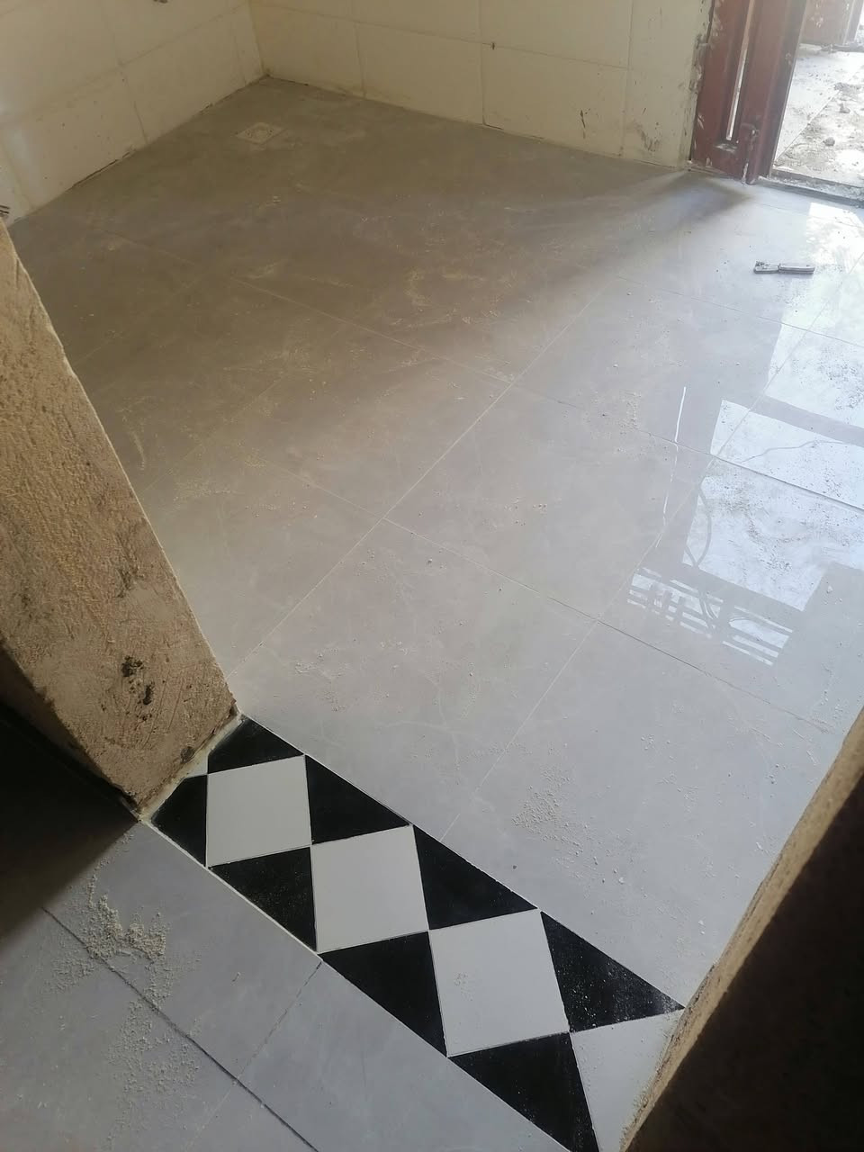 يالله سلام عليكم خلفه سراميك مرمر بورسلين ارضيه جداري بورسلين الواح كاشي ترميم أبيوت شغل هندسي متفرغ حالين عملنا جميع أحيا كربلاء بانسب السعار ***********
***********
