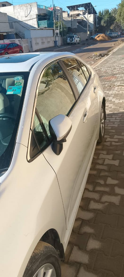 كورلا خليجي 22 حادث بسيط بالصندوق الخلفي ما مصلح بصمة وفتحة سلايدروف ماشية 102 رقم اربيل الجديد سنوية جديدة وهزة جديدة السعر المطلوب 160 ورقة للاتصال *********** مكانه الوزيريه
