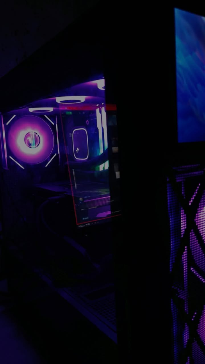 PC GAMING FOR SALE
مواصفات الكيس
CPU R 7 5800X 
GPU RTX 4070 SUPER MSI VENTUS 12G
COOLER DEEPCOOL 360ML RGB
M.B GIGABYTE X570 UD
RAM 2*8 16G 3600MHZ CORSAIR RGB
HARD1 M.2 1T
HARD2 SSD 512 G
PSU EVGA 750W
CASE SAMA 9 FAN RGB WITH LED MONITOR 
مواصفات الشاشات
MONITOR 1
ASUS
2560*1440 (2k)
SIZE 27
180HZ
IPS
MONITOR 2
HP
1080*1920 (FHD)
SIZE 22
60HZ
IPS
الملحقات 
1- UPS FARPER ONLINE 1KV
2- HEADSET ASTRO A50 GEN3
3- MOUSE ATTACK SHARK R3 SUPERLIGHT
4- KEYBOARD MADLIONS MAD 60 HE MAGNETIC SWITCH / RAPID TRIGGER  SNAP KEY
5- MOUSE BAD STEELSERES 3XL
6- NUROUM WEPCAM FHD 60HZ
7- MICROPHONE SOCODOX USP/XLR
8-  ساعة رقمية 
9- جوستك اكسبوكس احترافية 
10- سبيكرات
11- ستاند المايك
كل القطع مستخدمة استخدام قليل ونظيفة وانطي بيها ضمان وكراتين القطع كلها موجودة السعر 2650
مليونين و 650 وبيها مجال للشراي مكاني بغداد/


**إذا كنت صاحب هذا الإعلان وتريد حذفه لأي سبب، رجاءا أرسل رسالة إلى الدعم الفني**