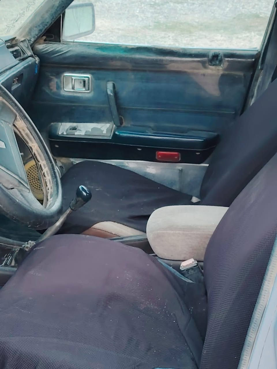 السلام عليكم
من رخصت الادمن
سوبر 82تكسي.للبيع ويرهم مراوس ابكم مسجل شرط الوكاله وتحويل
محرك وكير شرط صدر حيل زين قرفتهه مابيهه اي نقص  تواير نص عمر ولكشر جدام العين سعر 14وبيه مجال قليل
***********
