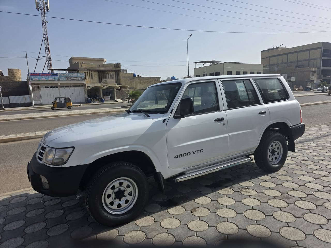 سلام عليكم  نيسان بترول مديل 2002 للبيع اومراوس  مكفوله كفاله عامه  السعر115 رقم ***********
