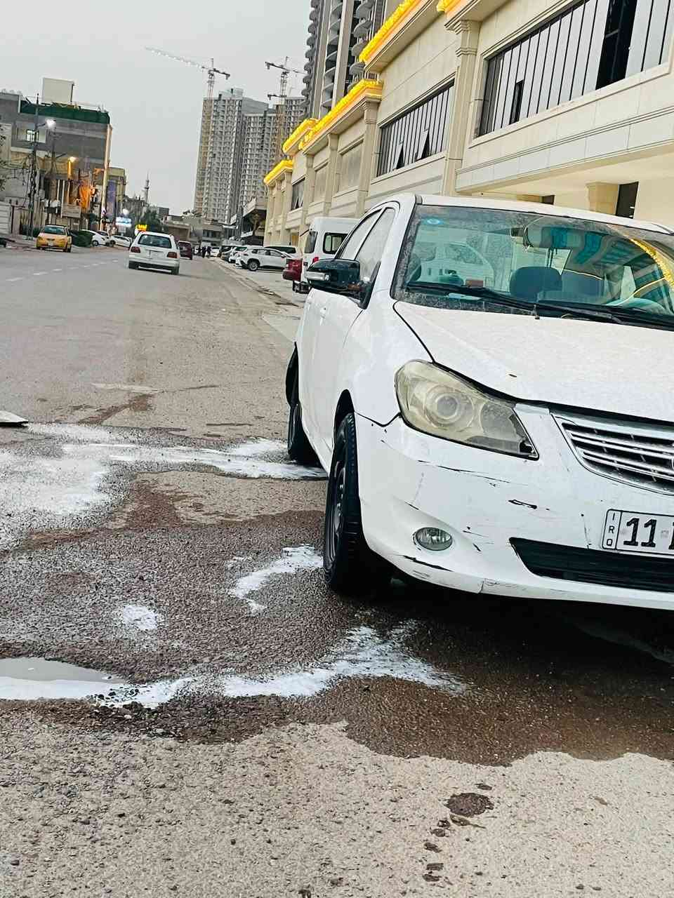 السلام عليكم عندي بي واي دي للبيع G3السياره محوره كير ومكينه كورلا اوتماتيك منضومه جديده تبريد باتري جديد تخم تاير جديد والصدر نضافه 75%للاستفسار على الرقم *********** يوجد واتس
