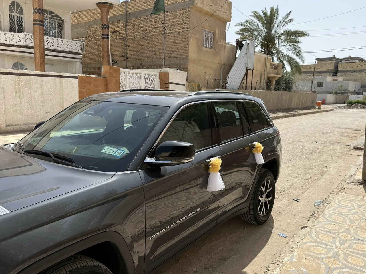 السلام عليكم جيب ٢٤ بيها تبديل باب خلف الصدر وكاله ماشيه ١٨  فول موصفات ٥ راكب ٣٢٠ وبيها مجال رقم بغداد مكاني بابل مغلفه ppf ترهم مراوس بسورنتوا ٢٥ ٢٤


**إذا كنت صاحب هذا الإعلان وتريد حذفه لأي سبب، رجاءا أرسل رسالة إلى الدعم الفني**