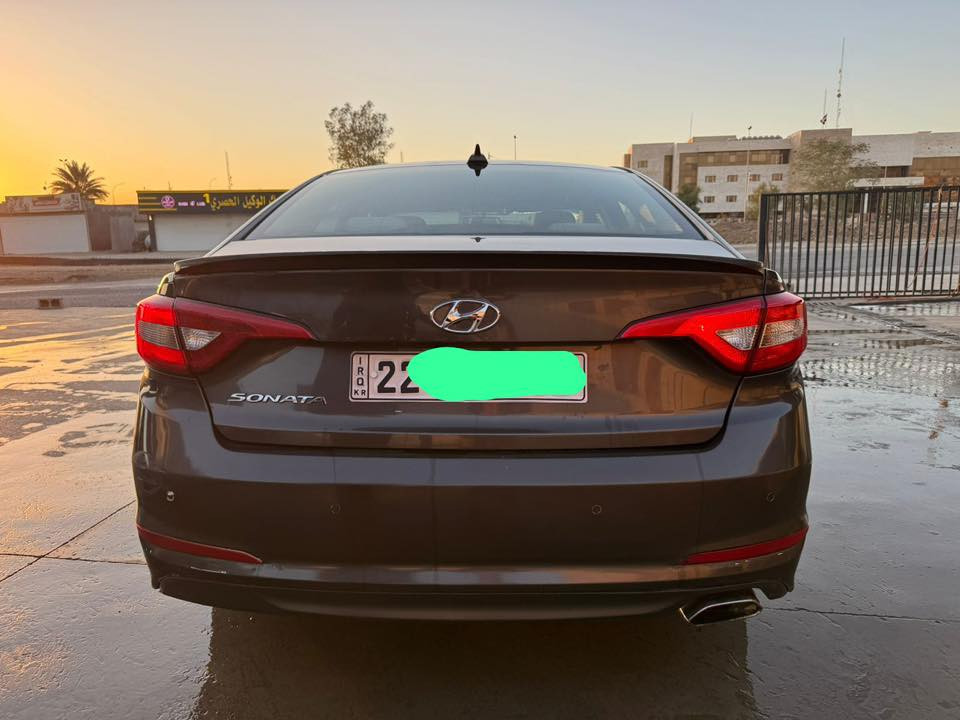 سوناتا.ادوات ادوات  2017
محرك جي دي اي 2400
كشنات مخمل
تبريد تدفئة كلها شغاله
مكفوله من الكص  
مكان السياره كركوك
 بيها رقم اربيل اصلي
السعر 68 بيها مجال قليل

***********
