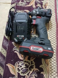 انباكت برشلس • بطارية ٢أمبير • شاحن ٤.٥أمبير