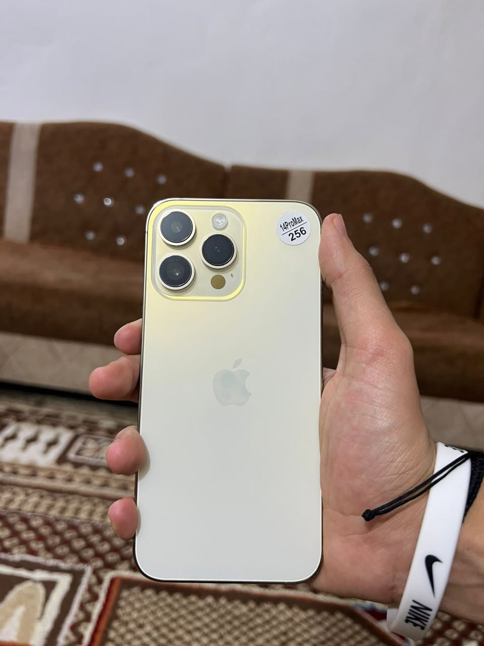 14برو ماكس مكفول ١٠٠/١٠٠ واتر برو
الرقم/واتساب/***********
