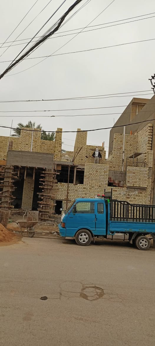 السلام عليكم خلفه بناء شغل درجة أولى ***********
