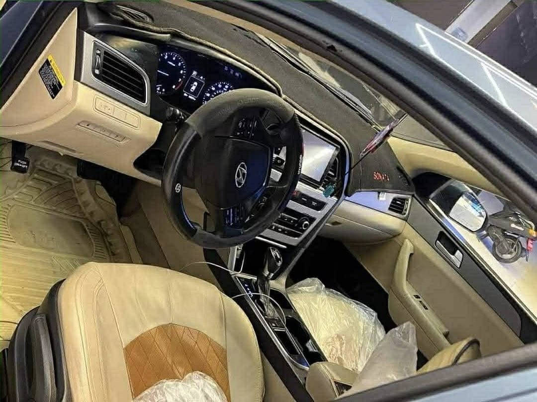 للبيع هونداي سوناتا موديل 2015 اللون ازرق
وارد امريكي 
رقم  جديد 
محرك 2400
سونار مرفق بالمنشور 
السعر114 وبيه مجال
المكان بابل

للاستفسار ***********
