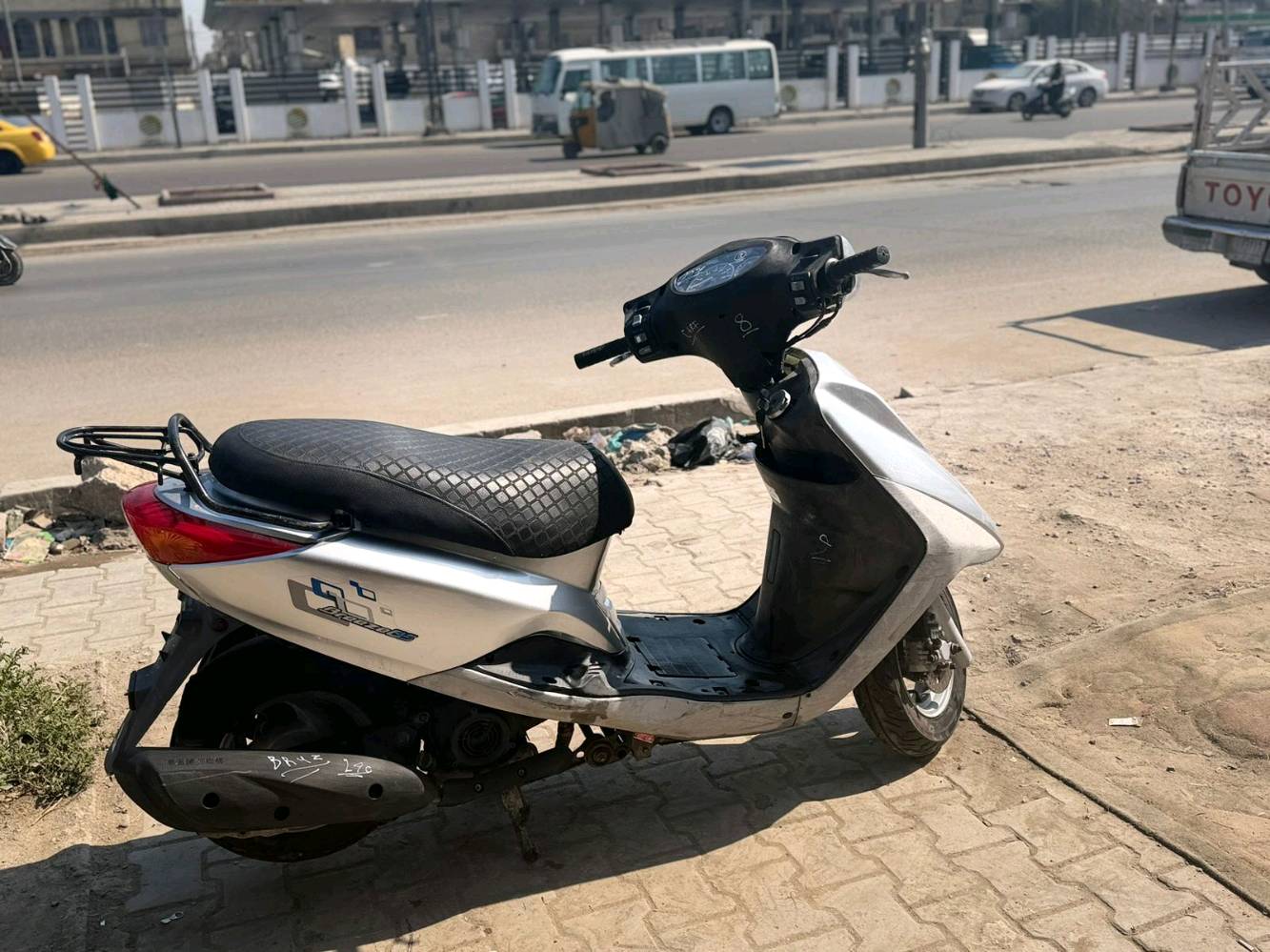 بريز بغبباء مكينة مكفلولة كفرات تايون اصلي اجت بيها من المعرض شخط ما مشخوط 650 -***********/الطالبية