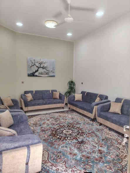 بيت للبيع على أقصاط في سوق الشيوخ. حي  الشموع مطلوب سكان 40 مليون يتحولن اقصاد الشهر 220 الف مساحة 130م  غرفه صاله مطبخ استقبال  كما واضح أمامكم لطلب السعر والاستفسار  أيضا يوجد العديد من البيوت داخل الصفحه اكتب تم وتصل واتساب ***********
