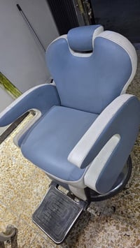 كرسي شبح • أصلي • مكاني بلديات