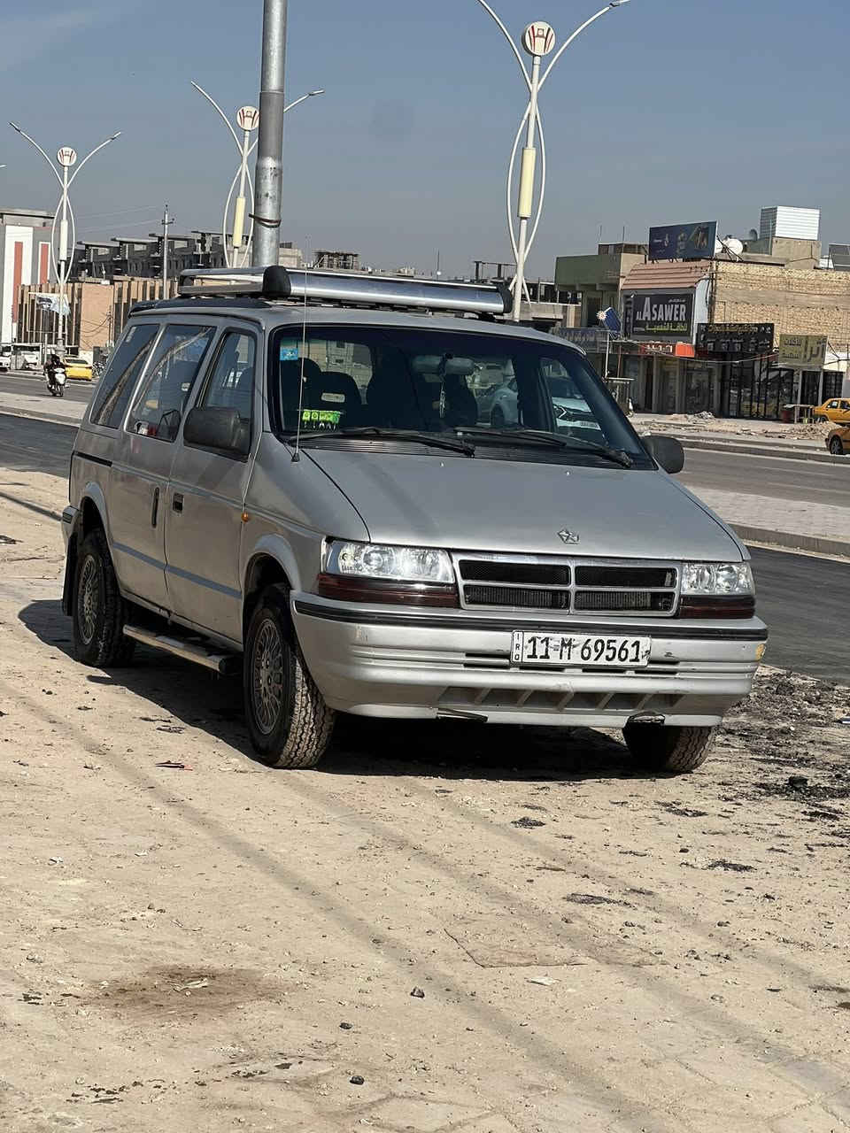 سلام عليكم
كلايزر للبيع موديل 1994 رقم بغداد وكاله باسمي مصبوغه جماليه بدون ضربه مكينه وكير محور كامري كهربائيات كلها شغاله منضومة غاز ايطاليه تايرات نص عمر مكاني بديوانيه.  السعر52 وبيها مجال للاستفسار ***********
