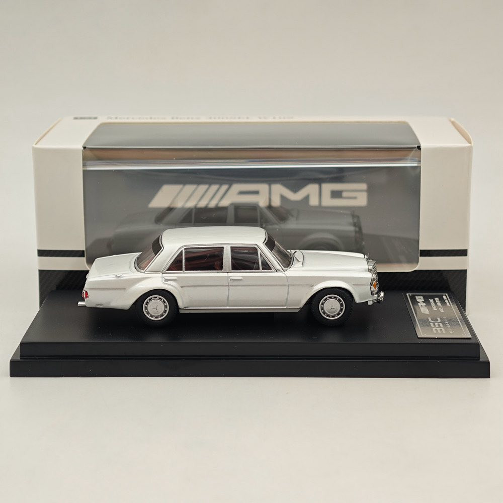 Mercedes-Benz 300SEL 6.8 AMG (W109)
من شركة Briscale Micro

القياس: 1/64 Scale

السعر: ٣٥ ألف

الألوان المتوفرة:  أبيض - أخضر داكن

https://www.instagram.com/becks_2025?igsh=bnFkdDZhcXFpZXdk&utm_source=qr

#مرسيدس #مرسيدس_كلاسيك #مجسمات #سيارات_كلاسيكية #هواة_الاقتناء #AMG #Mercedes #MercedesBenz #Diecast #ScaleModel #ClassicCars #ModelCars #164Scale #CollectorsItem


**إذا كنت صاحب هذا الإعلان وتريد حذفه لأي سبب، رجاءا أرسل رسالة إلى الدعم الفني**