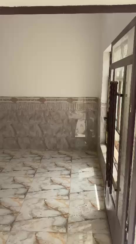 مشتمل للبيع حي الجبيريه الثالثه المساحه 125  الواجه 6 وربع والنزال 20 طابقين 3 غرف  مؤجر 300 الف 🏡      🏡
                               

        ■■■■■■■■■■■■■■■■■■■■■■■■
           للإستفسار أكثر يمكنم التواصل عبر رقم الهاتف 
                ☎️ ( ***********☎️  
        
  🙋‍♂️ مكتب السهل الاخضر للعقارات الضباط الثانيه 🏡
