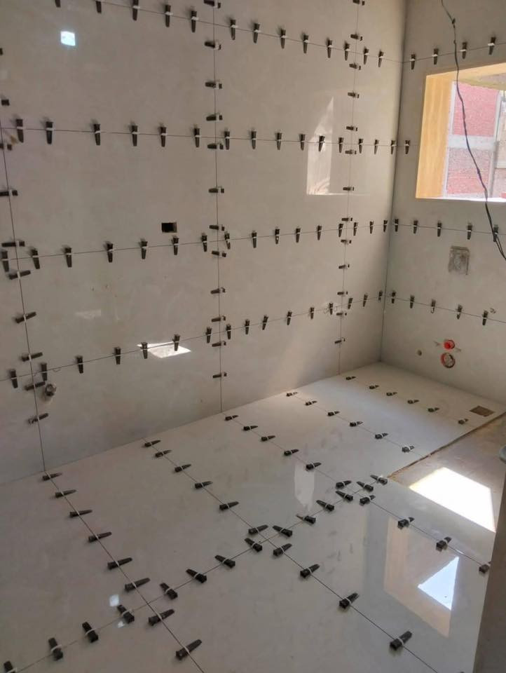 لسلام عليكم بعد ازن الادمن كادر سيراميك مصري درجه اولي تسليم مهندس جميع أنواع السيراميك والبورسلين والمرمر ارضي وا جيداري ***********
