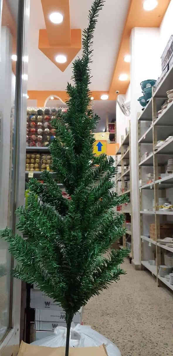 #الاشجار #المتوفرة #حاليا 🔥

شجرة كرسمس 180 سم ثلجي + 10 سم قاعدة حديد 
شجرة كرسمس150 سم ثلجي + 10 سم قاعدة حديد  
شجرة كرسمس وفر ثلجي حقيقي 120 + 10 سم قاعدة حديد 

شجرة كرسمس 120 سم غصن اخضر عادي 

توصيل متوفر لكل العراق ***********
