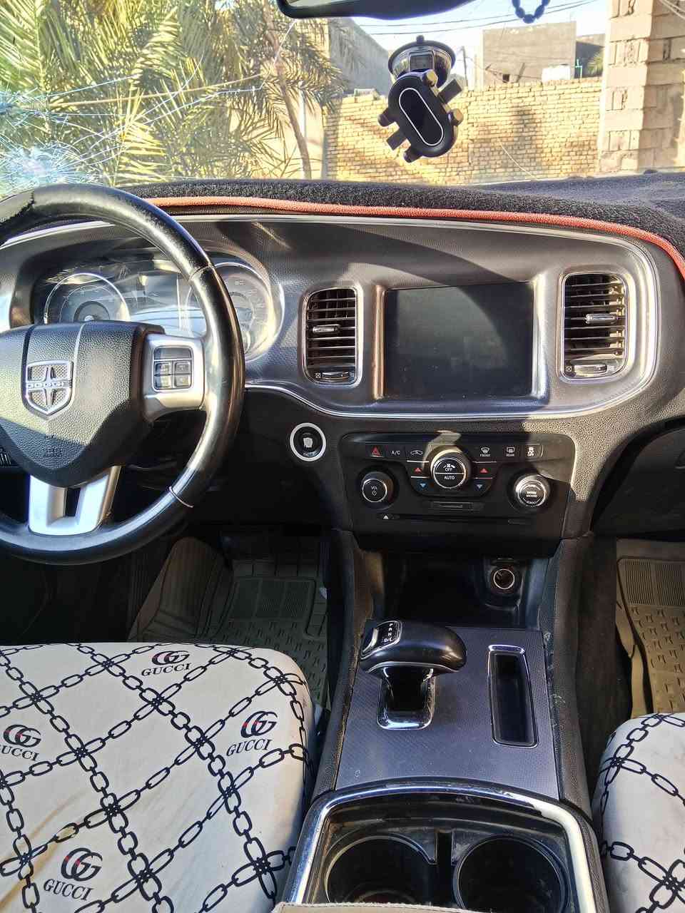 السلام عليكم جارجر للبيع موديل 14 كامل موصفات عده الفتحه التواصل ***********
