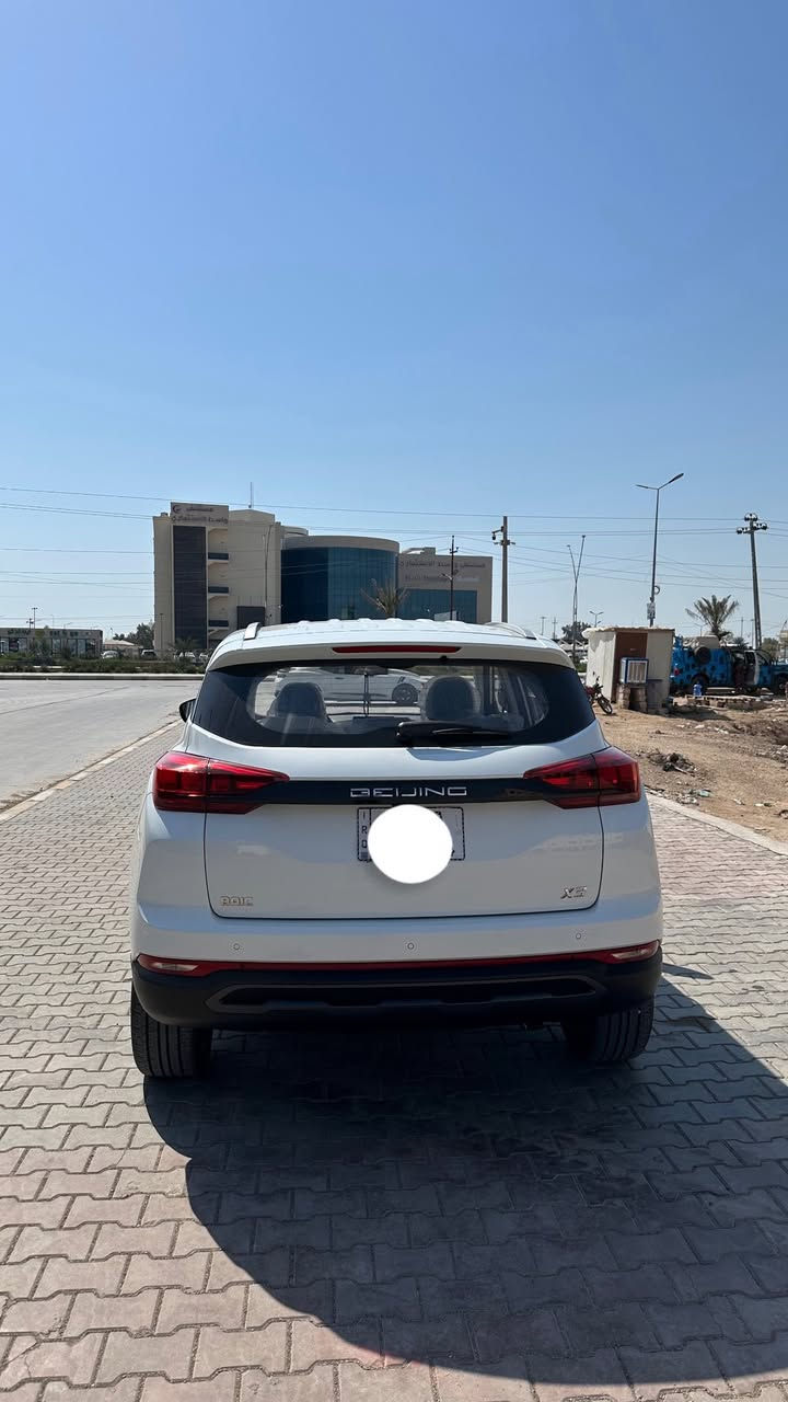 السلام عليكم سياره بايك للبيع مديل 2025 زيرو السياره صفر كيلو متر مرقم كامل واسط بسم السياره خير من الله مكينه كير ياباني فول موصفات السياره من كلشي بصمه فتحة تحكم ستيرن شاشة وكامره مكينه 1500 تيربو لد لايت امامي وخلفي منظومة زنون بلادي موصفات اهواي بعد 
ويل كل حجم 17 جديده السياره من كلشي كفاله عامه ***********
