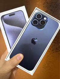 آيفون ١٥ برو ماكس • ٢٥٦ • باتري ٨٨