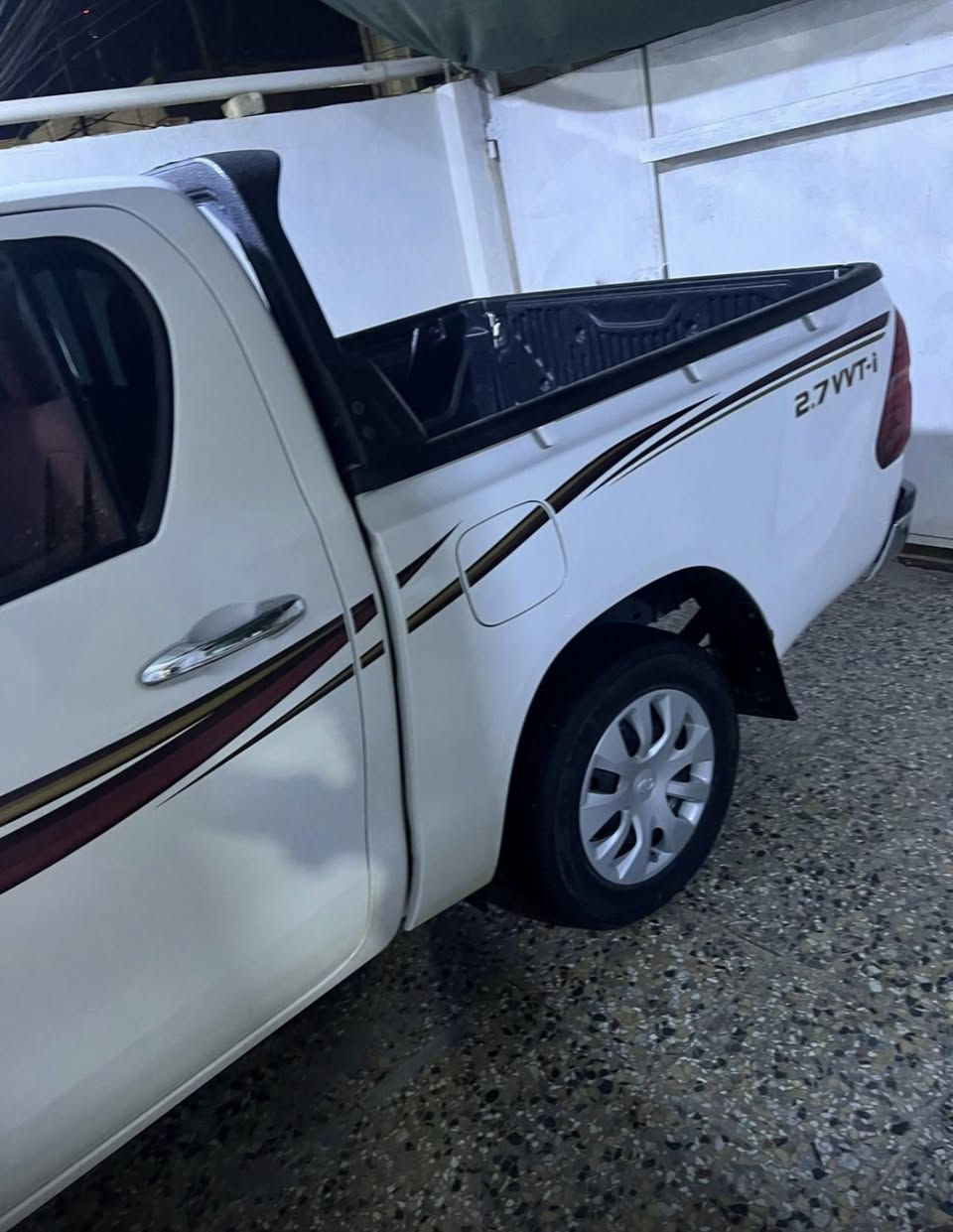 هايلوكس ٢٠١٩ كير عادي كفاله عامه من اي شي ماشيه ١٢٥ الف  سياره جديده ورقم اربيل رقمي ***********
سعرها ٢٢٢ مجالها بسيط جدا
