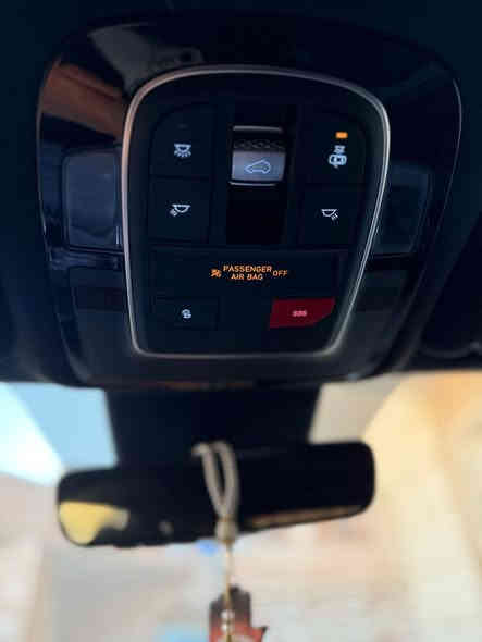 هونداي سنتافي كلكرافي 2023

السيارة اعلى فئة تجي بالسنتافي كلكرافي // لون ابيض  صدفي دخول جديد بدون رقم 
سعر235 ورقه وبيها مجال 

الموصفات 
Engine:- 2.5L / turbo 4 cylinder 
فتحة سقف (بانوراما )
جميع كشنات السيارة كهرباء
داتشو امامية
كشن السايق خزن ميموري سيت
كشنات جلد + تدفئة تبريد + كشنات خلفية تدفئة
ستيرن تدفئة 
شاشة جبيرة كاربلي
كامرات 360  درجة
كامرات داخل الدشبول مع الاشارة 
رادارات امامية ، خلفية ،جانبية 
مانع تصادم خلفي وجانبي وامامي مع توقف ذاتي 
داخل السيارة LED متغير 10 اللوان
مري شفط مع اشارات بالمري
تنبيه خروج مسار + قيادة ذاتية 
سستم صوت 12 سماعات بنظام Harman Kardon
لايتات امامية خلفية LED + لايتات امامية بنظام LED DRL
السيارة مزودة بنظام Blue Link Telematics
جنطة كهرباء 
حساسات امامية خلفية 
ويل كروم 19 انچ
سقف شامواه(كنتارا)
4 وضعيات قيادة 
فور ويل درايف    
  اوتو بارك (تتقدم وترجع بالبصمة)
شاحن وايرليس
بردات خلفية بلادية
السيارة ماشية 11 ميل فقط

الحادث  / تبديل جاملغ  + صبغ بنيد 

للاستفسار :  ***********
