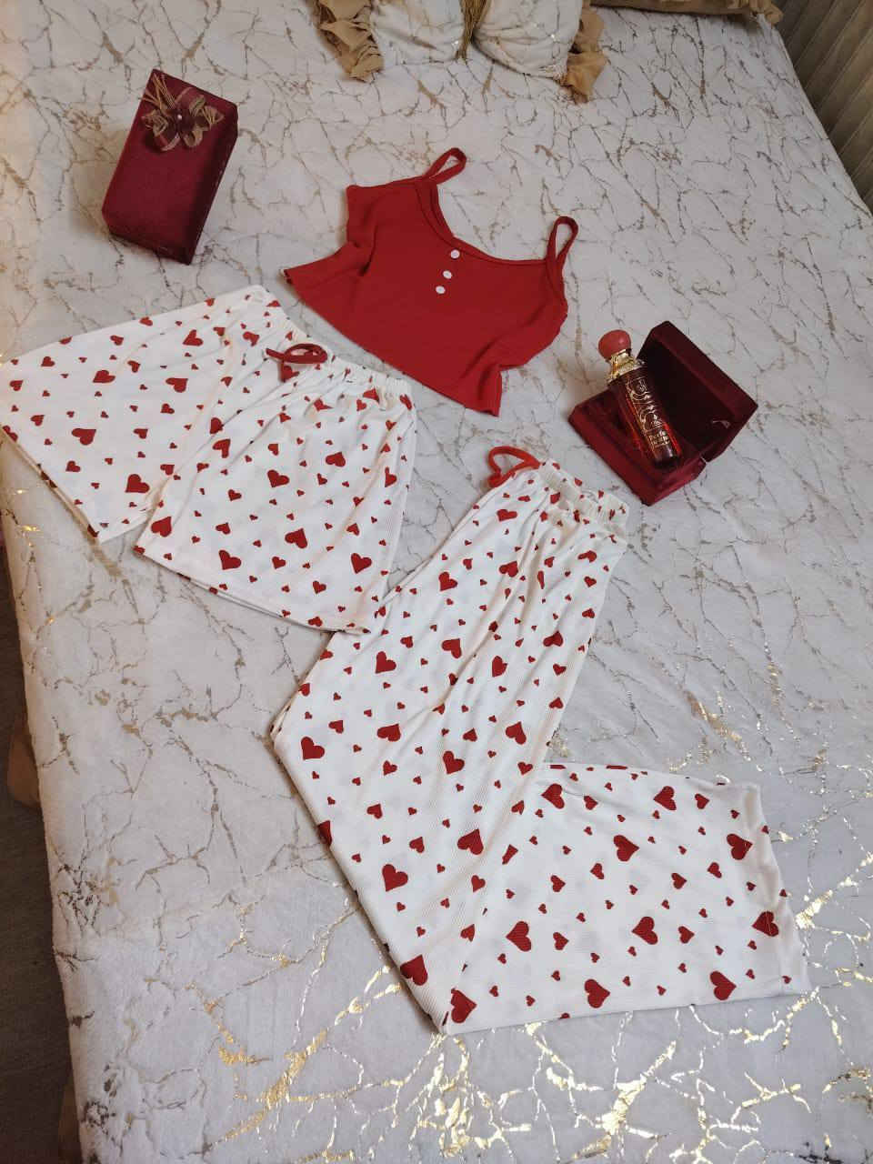 بسم الله الرحمن الرحيم 

اللهم صل وسلم على نبينا محمد وآل محمد 

تراك نسائي ثلاث قطع

خامة كريشة مطاط

فري سايز لحد ٨٠ كيلو


**إذا كنت صاحب هذا الإعلان وتريد حذفه لأي سبب، رجاءا أرسل رسالة إلى الدعم الفني**