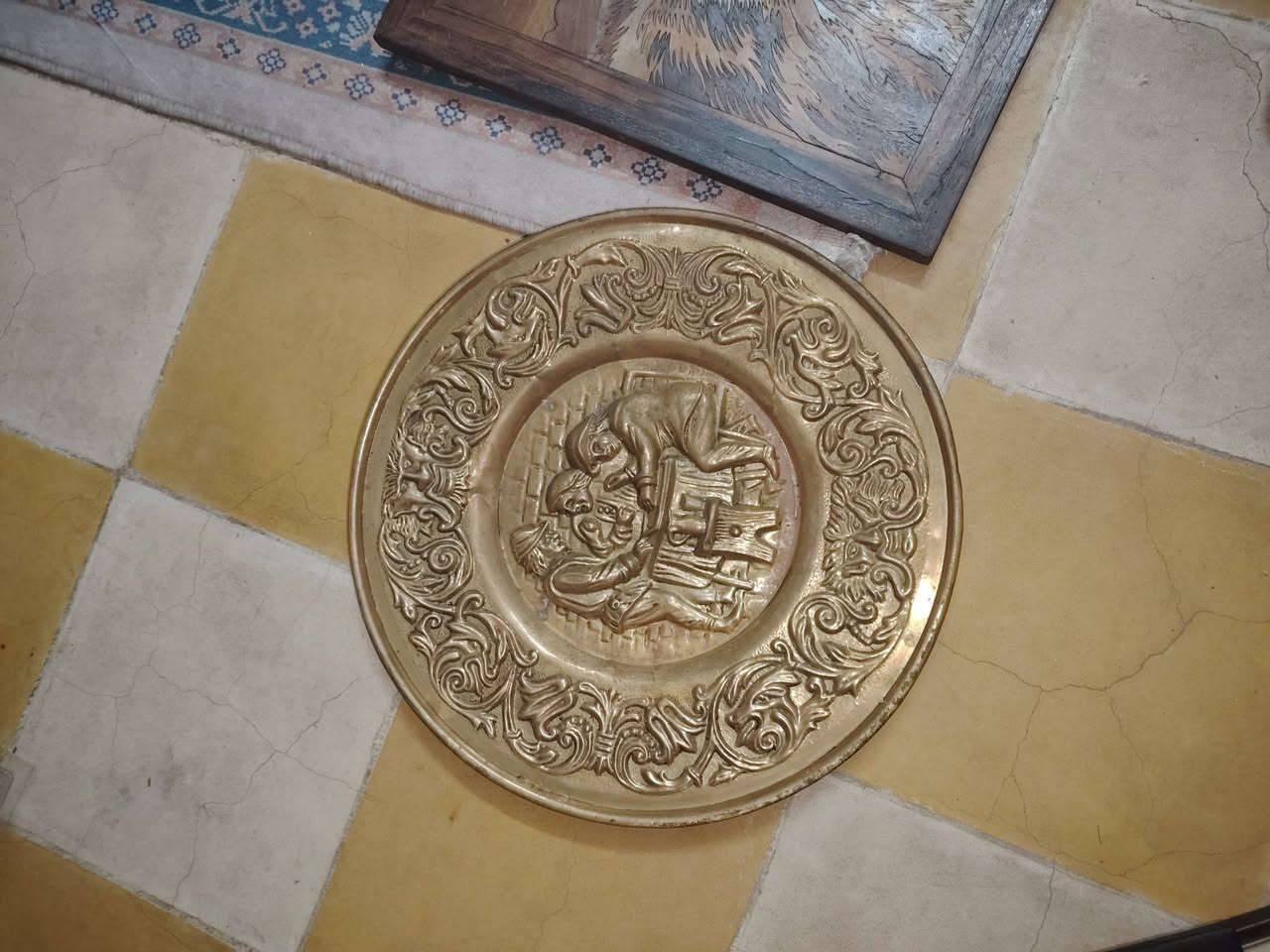 السلام عليكم عندي غراض لبيع لجادين فقط


**إذا كنت صاحب هذا الإعلان وتريد حذفه لأي سبب، رجاءا أرسل رسالة إلى الدعم الفني**