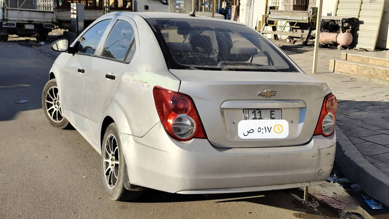 شوفرليت سونك موديل 2012
محرك 1600، تبريد تدفئة، رقم بغداد مميز، السيارة بأسمي، السنوية نهاية 2027، كير اوتماتيك 6 سرعات، تخم ويل، دواخلها حلوة.. تبريد وتدفئة شغال.

مصبوغة حزام سابقًا بدون ضرر، وحاليا تحتاج صبغ مكانات بالكشر الخارجي بسبب طخطخات مثل ما واضح بالصور

***********
للبيع او مراوس بأحدث مع الفرق
السعر (53 ورقة) مكاني بغداد - البياع
