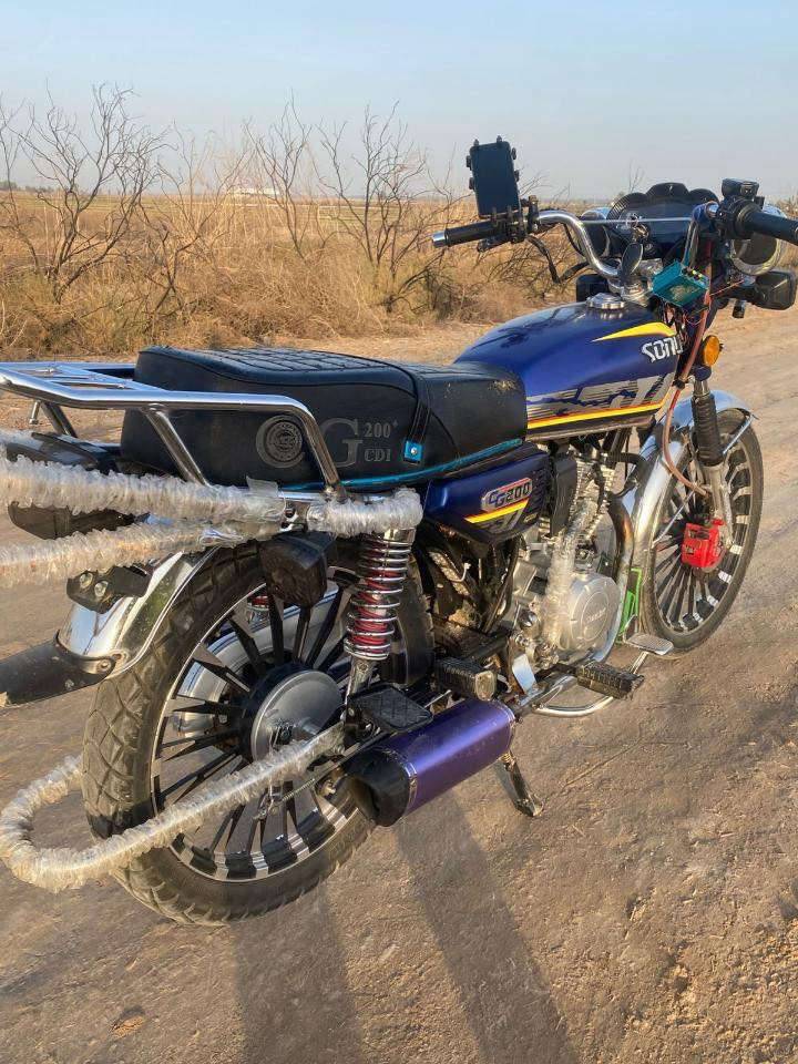 سلام عليكم دراجه سيفان البيع الدراجه كفاله من كلشي خير من الله موديل 2025شخط 💙مابيه كلشي شغل بيه السعر 780وبيه 😎مجال الاستفسار ***********
***********
مكاني ديالى الخالص هبهب
