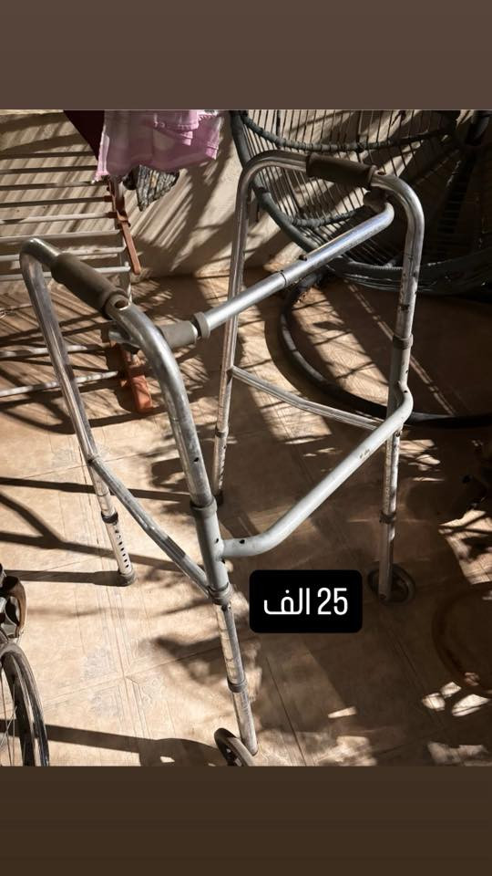 السلام عليكم
اغراض مستعمله كلمن وسعره بالصورة
الله يشافي الجميع ولا يحوج احد لهيج امور
بغداد الشعب
***********
