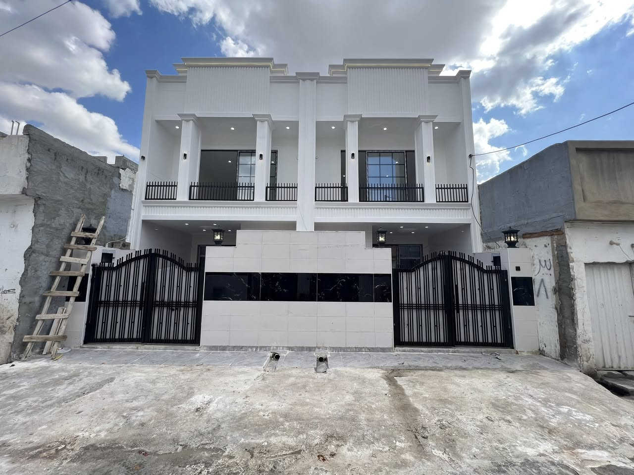 💥🎯#نرخی گونجاوە  ||#سعر مناسب VIP   
🏦#خانوو  تاپۆ   🌲 🌲 || لەموقیعی باش || فول كوالێتی || بۆفرۆشتن 
🌍#شوێن || هەولێر || گەڕەکی مەهابات  ||نزيك شةقام 100متري
🧱#ڕووبەری||  100 متر  100 متر 🌲    
🗄#پێک هاتوەلە||  3 ژوری نوستن مطبخ  وطبخ عمل و 2 هۆل و   2 حمام   بیتونە 
💰#نـــرخ  7 دةفتةر و 30 وةرقة و محامله 
📠#بۆ پەیوەندی کردن
📴فایبر واتساب***********
📴اسيا***********
ـــــــــــــــــــــــــــــــــــــــــــــــــــــــــــــــــــــــــــــ
🏦#بيتين_100متر100متر____طابوو__  🌲🌲  ||موقع ممیز  || فول موصفات   || للبیع قريب صادين #كةركوك 
 🌍#الموقع ||  اربیل|| حي مەهابات | 
🧱#المساحة || 100 متر 100  متر      
🗄#یتکون بیت || 3 غرفة نوم مطبخ  مطبخ عمل و ۲ صاله  و 3 حمام بیتونە  
💰#الســعر 730 وةرقة و بيها مجال  
📠#للاستفسار اتصلوا ........
📴فایبر واتساب***********
📴*********** اسيا

📞للتواصل
📸 السعر والصورة متوفرة على قناتنا الرسمية في التليكرام 👇
🔗 https://t.me/bashdarsleman445
تابعنا الان وشوف احدث العقارات يوميا ع الصفحه الرسميه في فيسبوك
🔗https://www.facebook.com/share/1HPVCGBVGS/?mibextid=wwXIfr

📞 تواصل مباشر واتساب أو اتصال:
📱 ***********
📱 ***********

#عقارات_اربيل #شقق_للبيع_اربيل #بيو_لبيع_اربيل  #فلل_للبيع_اربيل #مجمعات_سكنية_اربيل
 #عقارات_كردستان  
#استثمار_عقاري_اربيل #عقارات_بغداد_سليمانية_اربيل  #عقارات_شمال_العراق  

⬅️ الأسعار والصور داخل القناة… لا تفوّت الفرصة

تابعنا الان وشوف احدث العقارات يوميا 🏘️
https://t.me/bashdarsleman445
