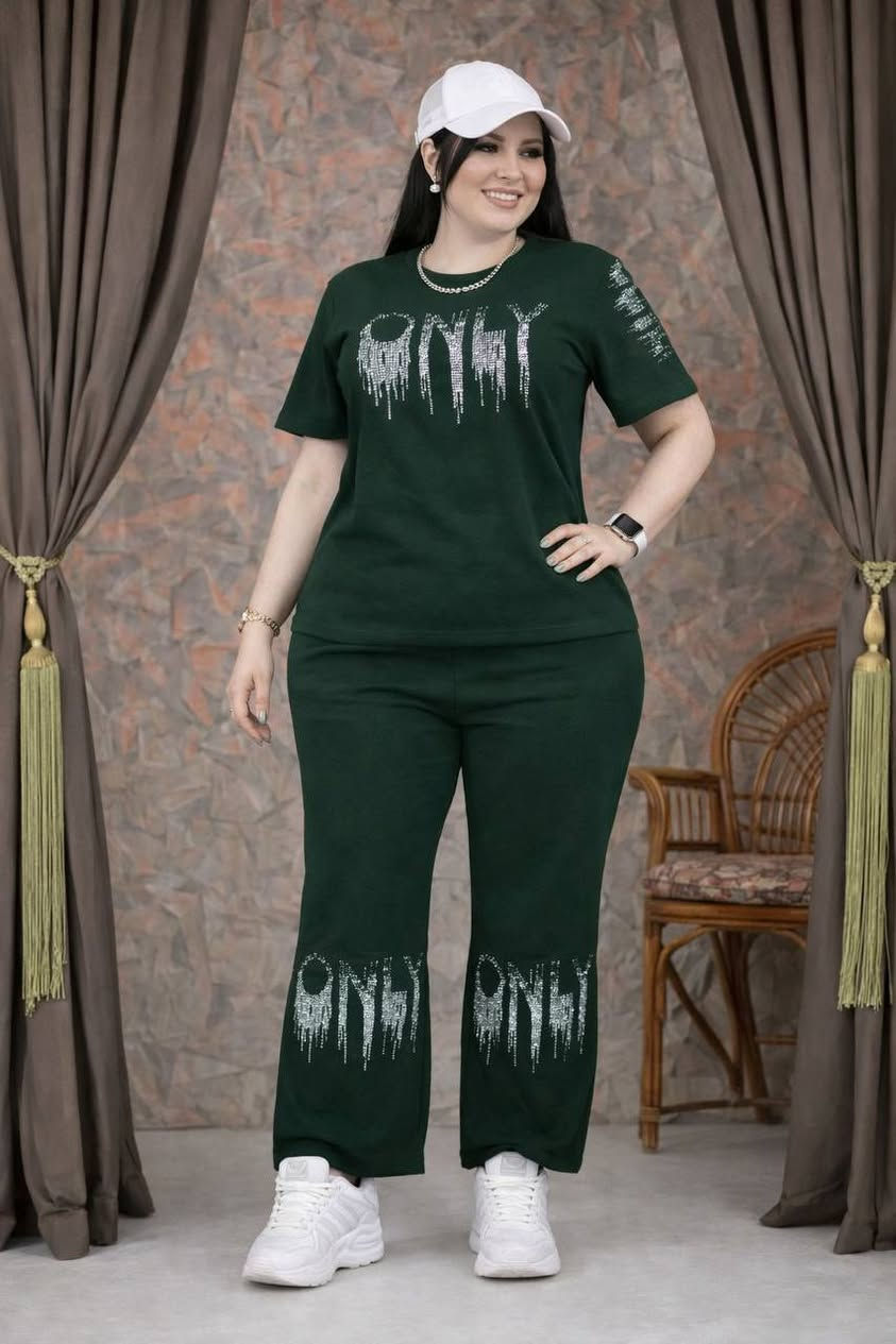 تراك كيلوت ماركات 
القياس // فري سايز 
من وزن 55الى 85وزن
بجامه عريضه وجيوب بلبجامه
***********
