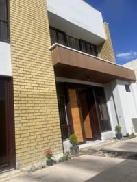 الحارثية • ٢٤٠م • طابق ارضي تجاري