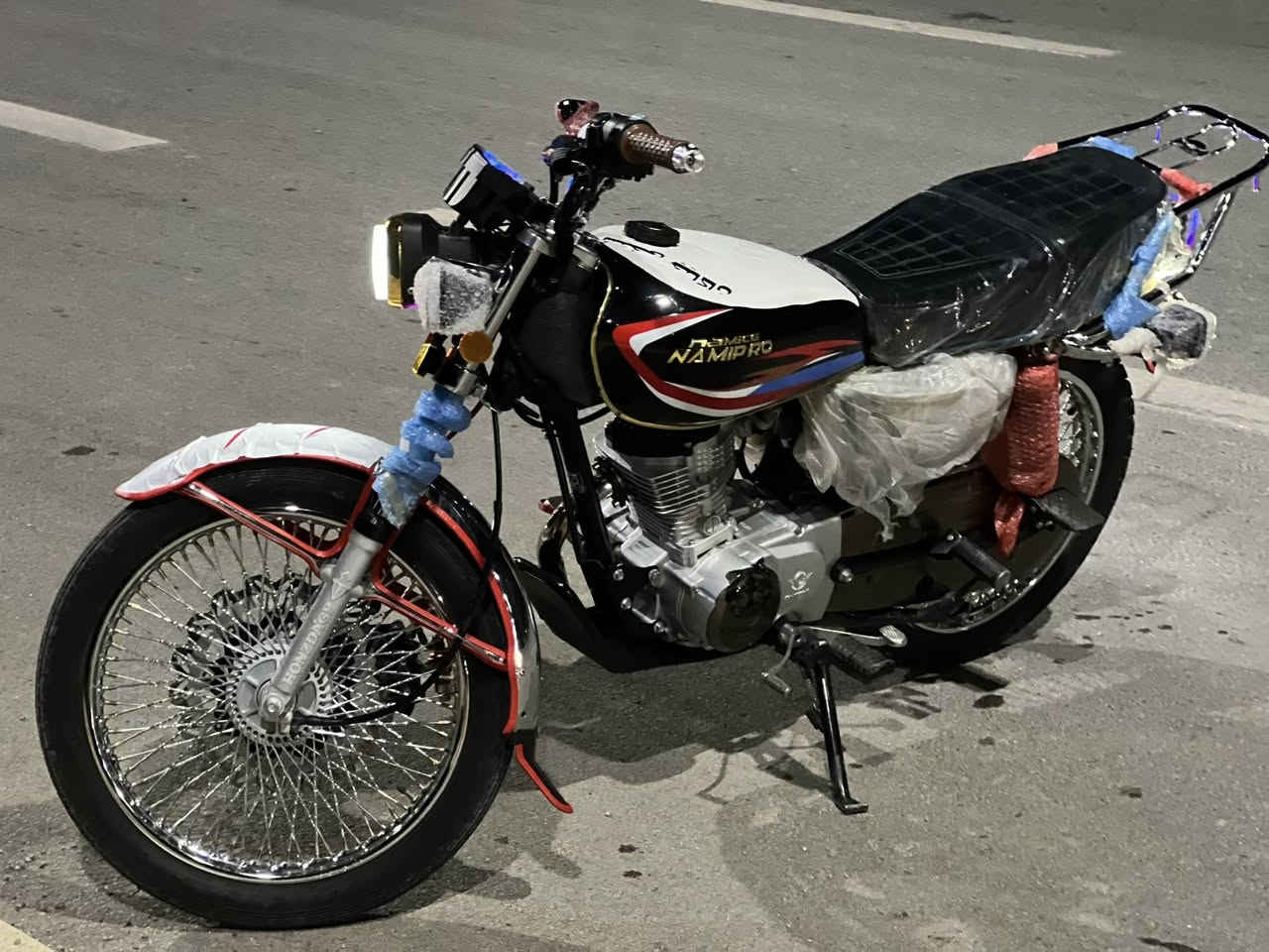 سلام عليكم ماطور نامى پرو محسن اى عيب مابى  كوله شغال بصمه  موديل 2026محرك 125 مكان خانقين ره قم تليفون ***********
