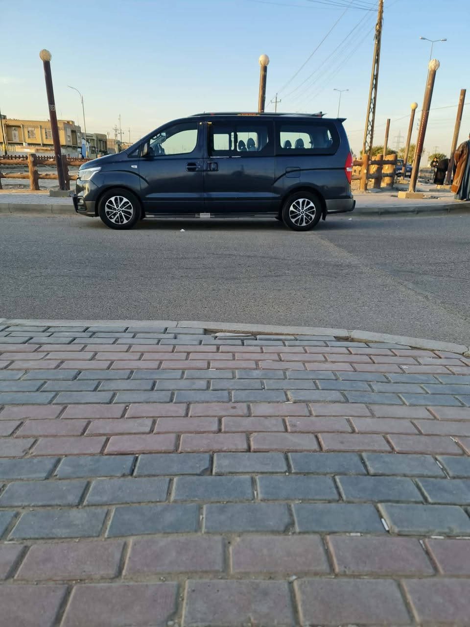 سلا عليكم ستاركس ١٩ مكفوله فقط جاملغ امامي بيه رشه اب كوريه سياره فول موصفات ماعده الفتحه يعني كشن تبريه تحكم ستيرن قفل سرعه موصفات حلوه بيه وسعر رقمي وتصل وبيك خير و دلل لشراي *********** ***********
