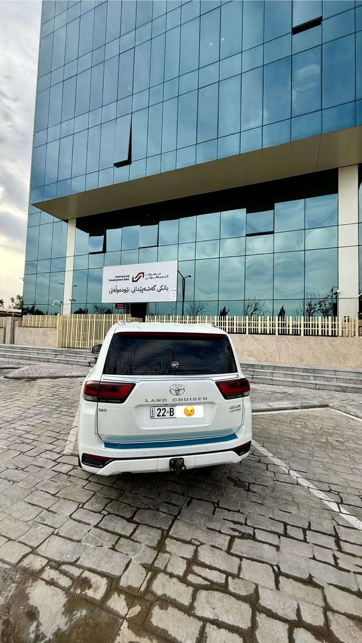 للبيع لاندكروز
2023 -SAS

مكفولة كفالة عامة حتى من جكت الئبرا

ماشية 55 الف حقيقي 

تظليل بلسنوية - 100 %

رقم اربيل باسمي شخصيا

العنوان - واسط الزبيدية او بغداد زيونة 

***********
