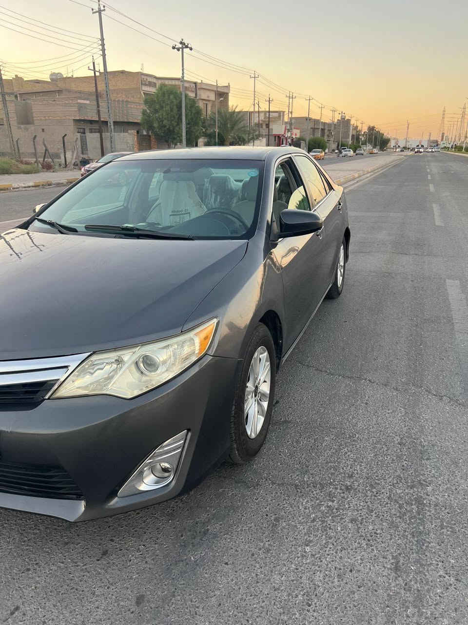 كامري 2012 وراد،امريكي للبيع  مصبوغه احزام ***********
