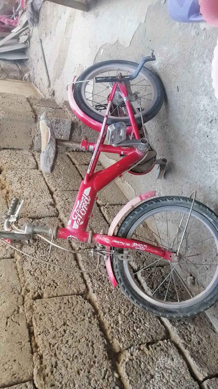 أغراض للبيع بعقوبة جرف
***********
طباخ
رافع ابو 10الالف
ومكنية كهربائية
بايسكل
