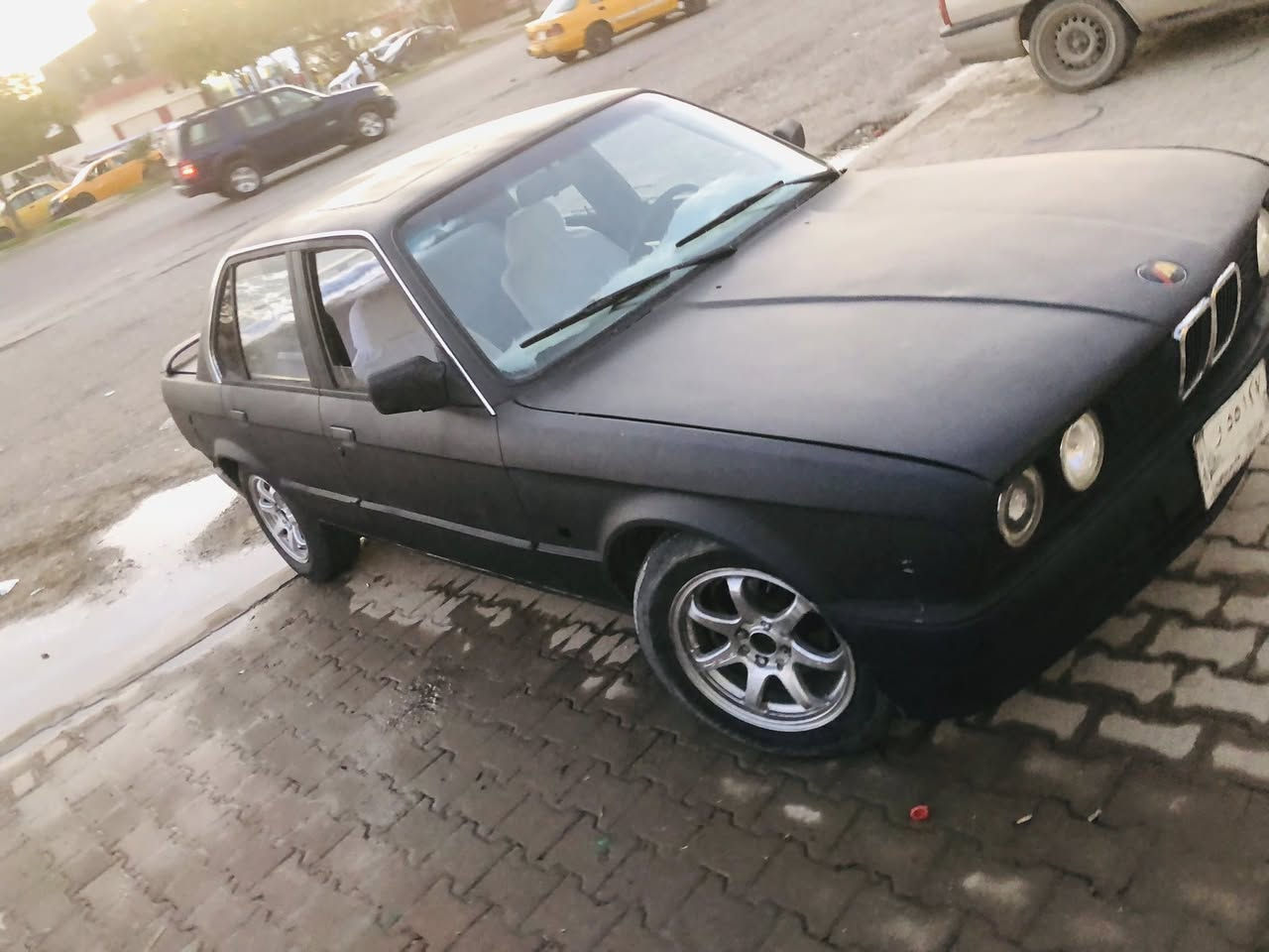 بي ام دبليو زعره موديل 1988 مكينه وكير خير. من الله نشاط فول صدر جديد تايرا ت حداديه خير من الله سنويه كارتونيه ستنساخ ماندل صاحبه ابيع هيج شرط السرقه والقانونيات سعره 15وبيه مجال قليل مكانه كركوك ***********
