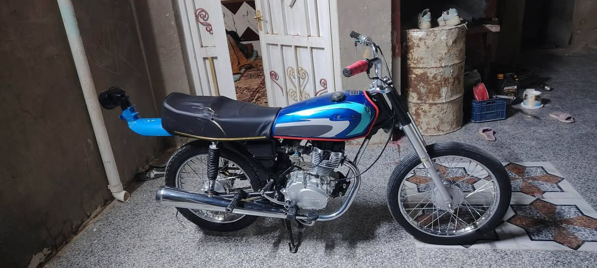 السلام وعليكم دراجة أربعة كير للبيع مكفولة من كلشي اوراق اصولي الرقم 
***********كوت
