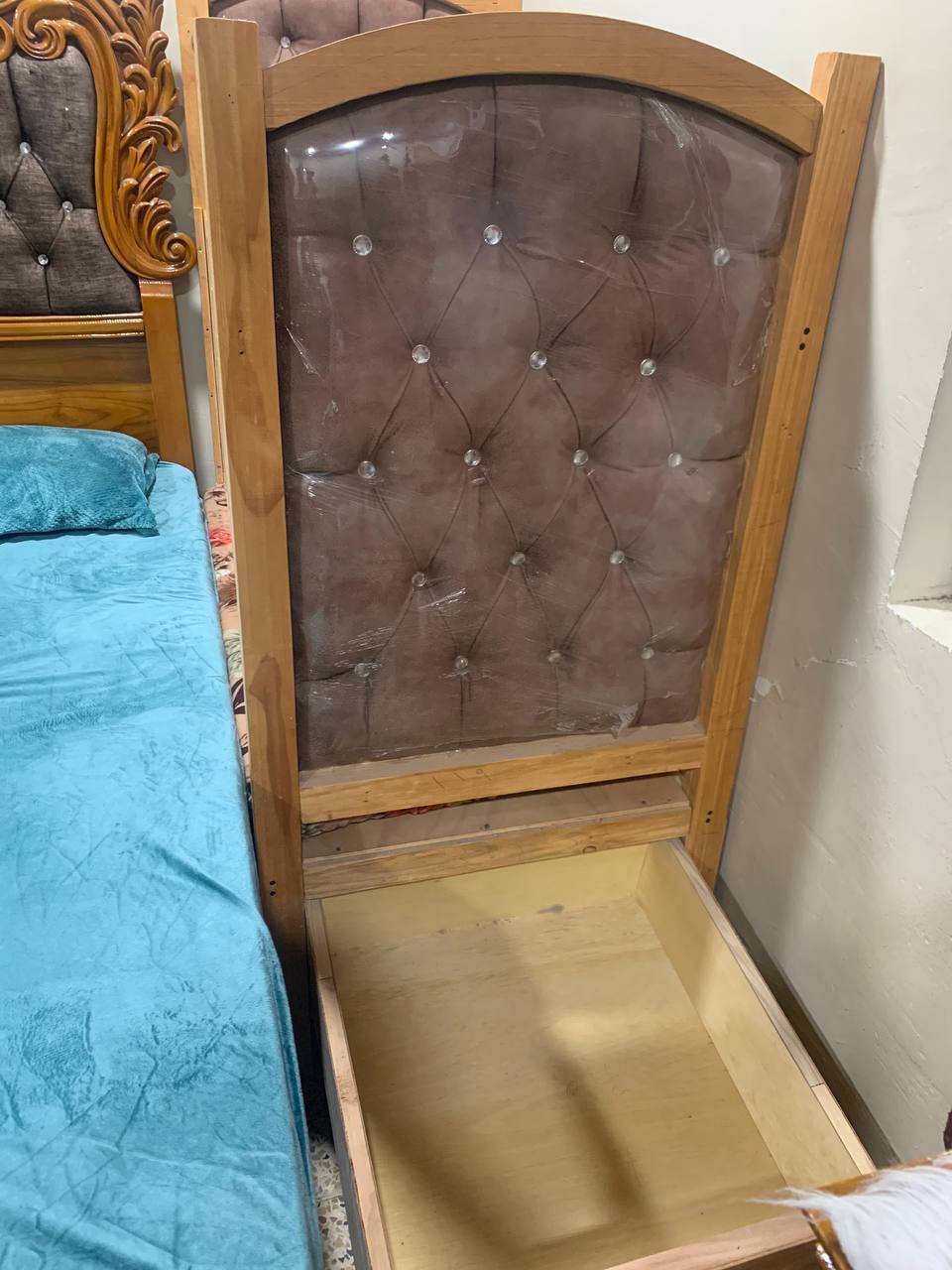 ✨ للبيع تخت أطفال (بيبي) نظيف جداً ✨
🔸 بعده بجيسه وكأنه جديد
🔸 وياه جرار كلش حلوة ومرتبة
🔸 مناسب للأطفال من عمر سنة إلى 5 سنوات
💰 السعر: 45 فقط (تفليش) 😍🔥
📞 للاستفسار والاتصال:
***********
