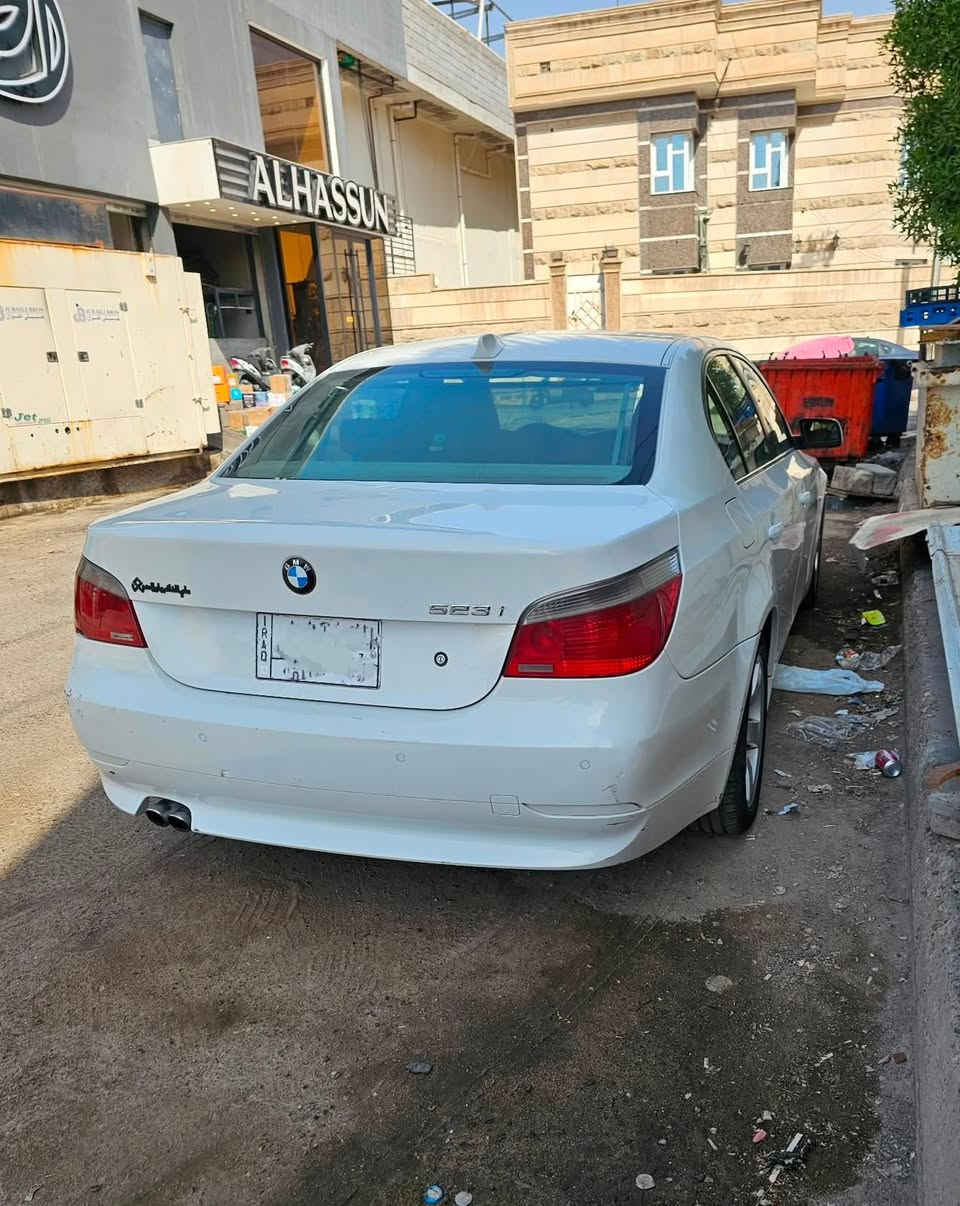 ادوات BMW  ميماتي مديل 2008 خليجي وكالة الغانم گص صبغ وضربه ماعده الدعاميه متومه  طبق الاصل 
.. 
كفاله گير مكينه حداديه تبريد
• المواصفات
_ فتحه بالسقف / تنته
_ داخلي بيج خليجي تدفئه تبريد بالكشنات
_ برده خلفيه
_ لايت دوار 
_ نضام صوت ودمام
_ تخم تاير جديد
_ تبريد قطعتين خلفي وامامي
_ عدة اسعاف جديده بالصندوق
_ مع سبير و مثلث  وجك  
_ باتري جديد
_ عبوة + فيت بم جديد 
_ دهن الًيَوُمًِ بدلته وكاله اُصًلًي 
_ وبعد هواي مواصفات
_ مكاني البصرة القرنه
_ بيع او مراوس حسب القناعه 
_ السعر 65 وبيها مجال قليل للشراي كل التفاصيل مذكوره
رقم الهاتف ***********
