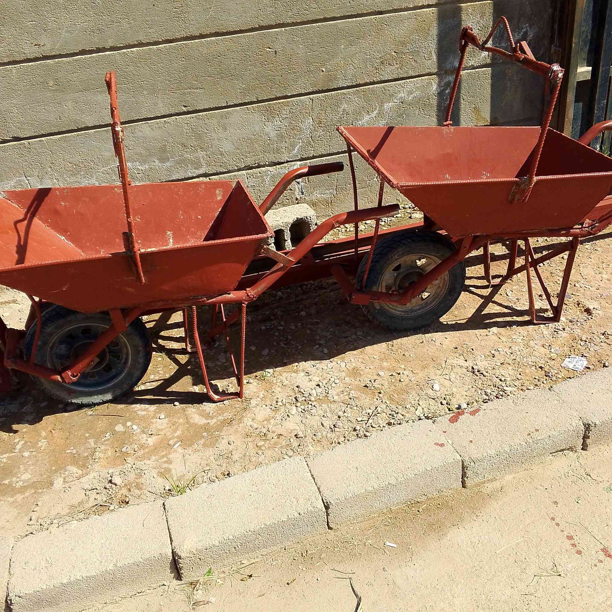 ونج لبيع ايطالي ويا عربانتين وسكلة مكاني البصرة قضاء المدينة ناحية عز الدين السليم  وهاي ارقامي ***********وهاذ رقمي الثاني بية وتساب ***********
