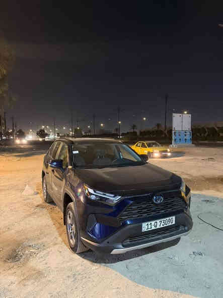 يا الله السلام عليكم تيوتا راف4 فول مواصفات للاخير فتحه Xle مديل ٢٤ بدون يرباك بدون تبديل ليبل واحد صور لحادث بل منشور صبغ فقط عله كد لحادث شي بصيط  رقم بغداد بسمي ***********
