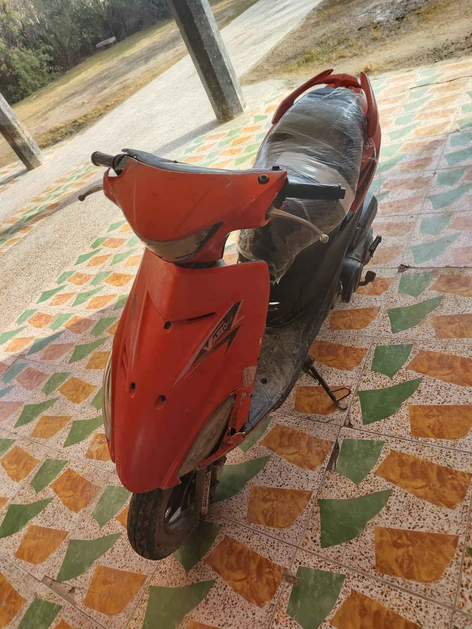 ادرس صيني محرك نضيف شلعه حلوه باتري جديد كهربائيات شغاله للبيع السعر 350بيهه مجال او مراوس المكان صلاح الدين تكريت البوعجيل ***********
